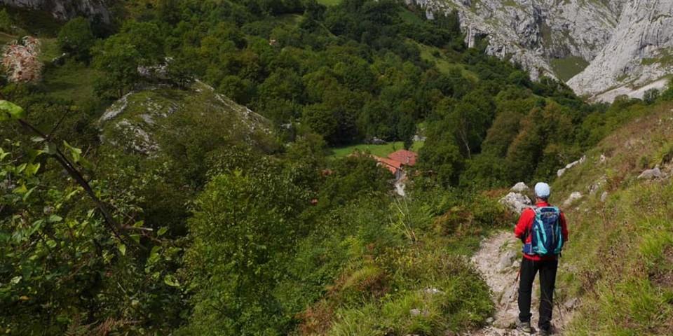 Bis 2001 war das Bergnest Bulnes nur zu Fuß erreichbar. Foto: Antes & Antes