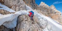 Welt im Wandel: Der schwindende Dachsteingletscher gibt immer mehr Fels frei. Foto: Iris Kürschner