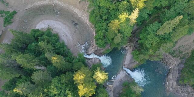 Die Buchenegger Wasserfälle bei Oberstaufen laden zum Verweilen und Staunen ein. Foto: Thorsten Brönner