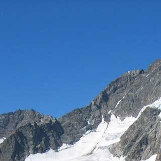 Watzespitze und Kaunergrathütte - Die Watzespitze über der Kaunergrathütte ist der schwierigste Berg der Ötztaler Alpen.