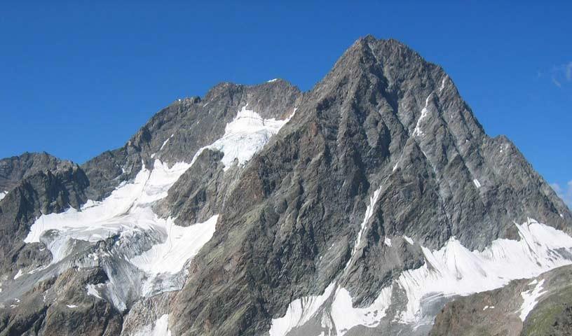 Watzespitze und Kaunergrathütte - Die Watzespitze über der Kaunergrathütte ist der schwierigste Berg der Ötztaler Alpen.