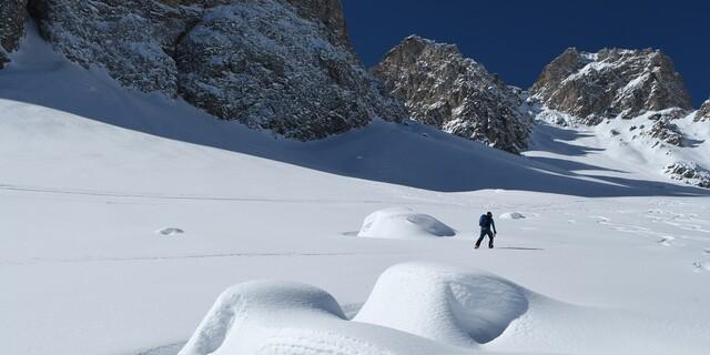 Die Roascharte auf 2617 Metern ist ein weiteres lohnendes Skitourenziel. Foto: Stefan Herbke