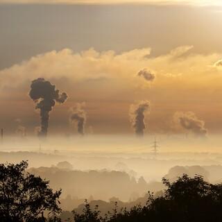 Nicht immer sind die Emissionen so deutlich sichtbar. Foto: pixabay/foto-rabe