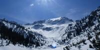 Strahlender Sonnenschein begleitet die Skitourengeher auf die 2211 Meter hohe Gamsfreiheit. Foto: Stefan Herbke