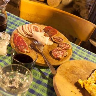Leckere Antipasti gehören in Crampiolo wie im gesamten Piemont auf den Tisch. Foto: Powerpress.ch