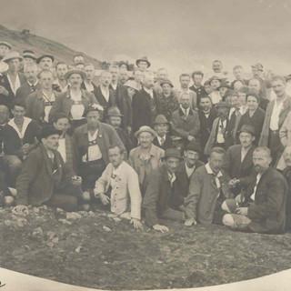 Feier der Sektion Oberland zur Grundsteinlegung der Falkenhütte, 1921. Archiv des DAV, München