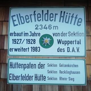 Patenschild der Elberfelder Hütte. Foto: DAV/Ernst Adam