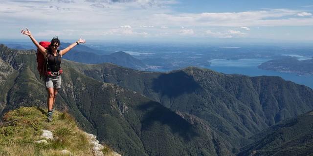 Gipfelglück und Lago-Maggiore-Blick auf der Cima della Laurasca. Foto: Stefan Neuhauser
