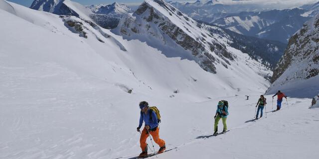 Die Skitour auf die Gsuchmauer im Gesäuse führt auf 2116 Meter. Foto: Stefan Herbke