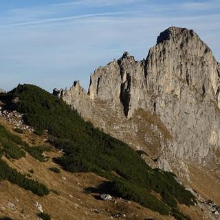 Schwarzenstein voraus: Aufstieg auf dem fantastischen Eisenerzer-Alpen-Kammweg unter dem Stadelstein. Foto: Axel Klemmer