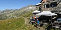 Die Birnlückenhütte wurde nach langer Schließung 1975 wieder eröffnet und ist heute im Besitz des Landes Südtirol. Foto: Stefan Herbke