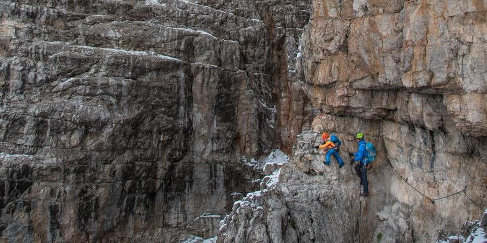 Der Bochette Alte zieht durch grandioses Felsgelände. Foto: Ralf Gantzhorn
