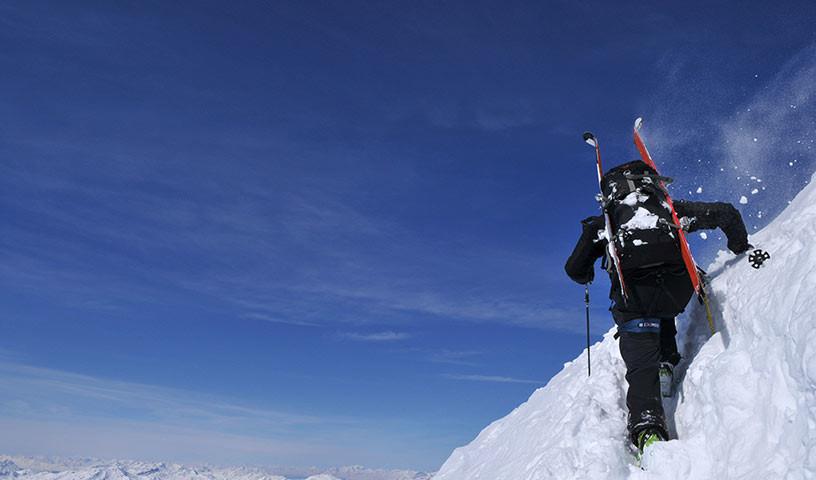 Zum Gipfel des Silvrettahorns - Nichts für Pistentourengeher: Der Anstieg zum Silvrettahorn wird im oberen Teil anspruchsvoll.