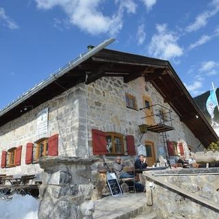 Die Albert-Link-Hütte ist ein beliebtes Ausflugsziel bei großen und kleinen Bergsteiger*innen. Foto. DAV / Sektion München