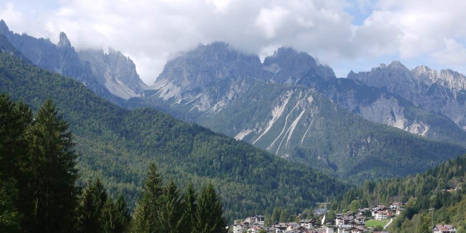 Forni di Sopra - <p>Forni di Sopra am Oberlauf des Tagliamento liegt inmitten einer fantastischen Bergwelt und bietet erholsame Bergdorf-Qualitäten mit italienischem Flair.</p>