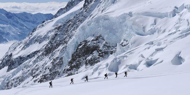 Einmalige Gletscherkulisse: Anstieg ins Louwitor. Foto: Stefan Herbke