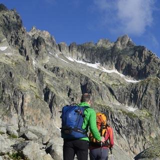 Ziel im Blick: Das Furkahorn bietet diverse genussreiche Klettereien
