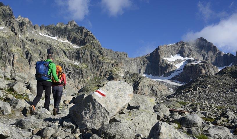 Ziel im Blick: Das Furkahorn bietet diverse genussreiche Klettereien