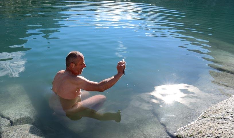 Lac d’Orny - Für die Lieben zuhause. Selfies kann man nie genug haben, zum Beispiel im Lac d’Orny.