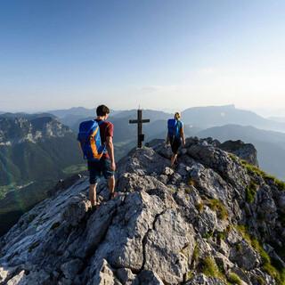Gemeinsame Gipfelerlebnisse im größten Bergsportverein der Welt. Foto: DAV/Wolfgang Ehn 