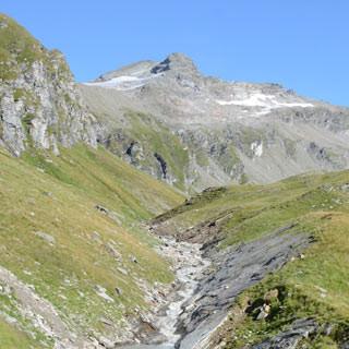Wurfbachgraben - Die Überquerung des Wurfbachgrabens ist die Schlüsselstelle der zweiten Etappe.