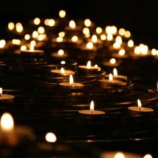 Brennende Kerzen, Foto: pixabay