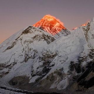Mount-Everest-AdobeStock